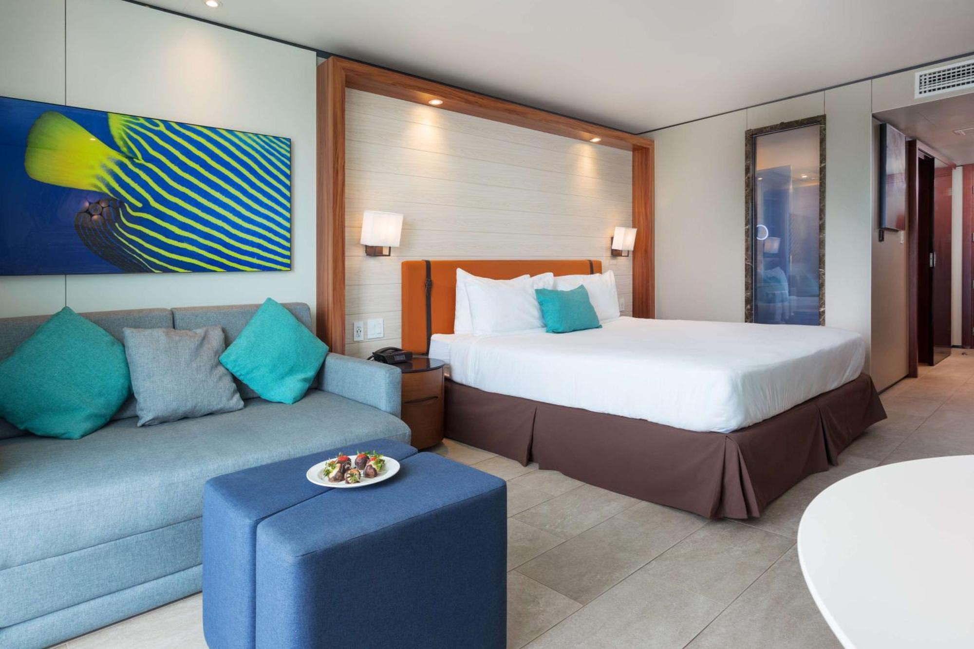 Sonesta Maho Beach All Inclusive Resort Casino & Spa Exterior photo