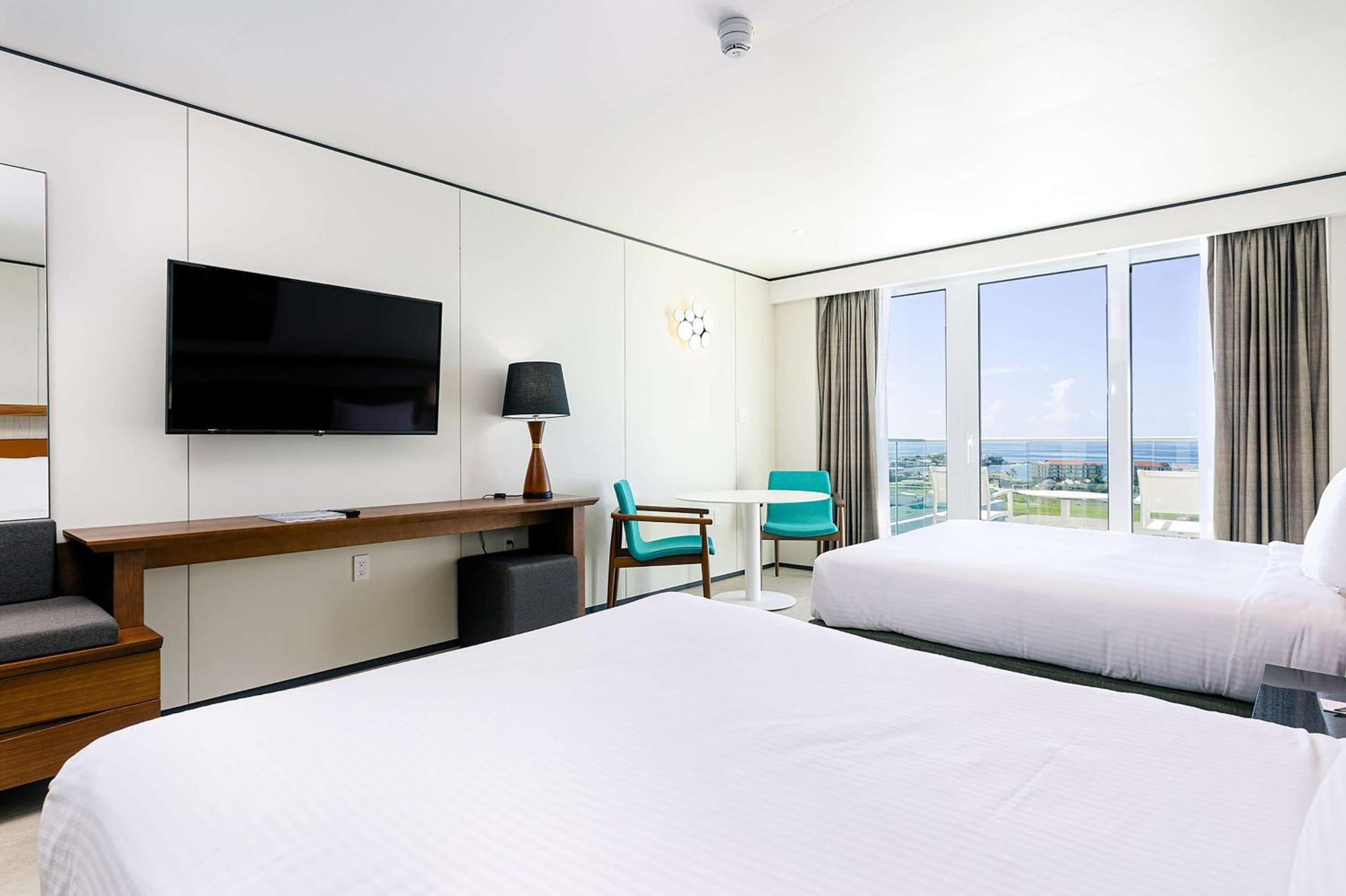 Sonesta Maho Beach All Inclusive Resort Casino & Spa Exterior photo