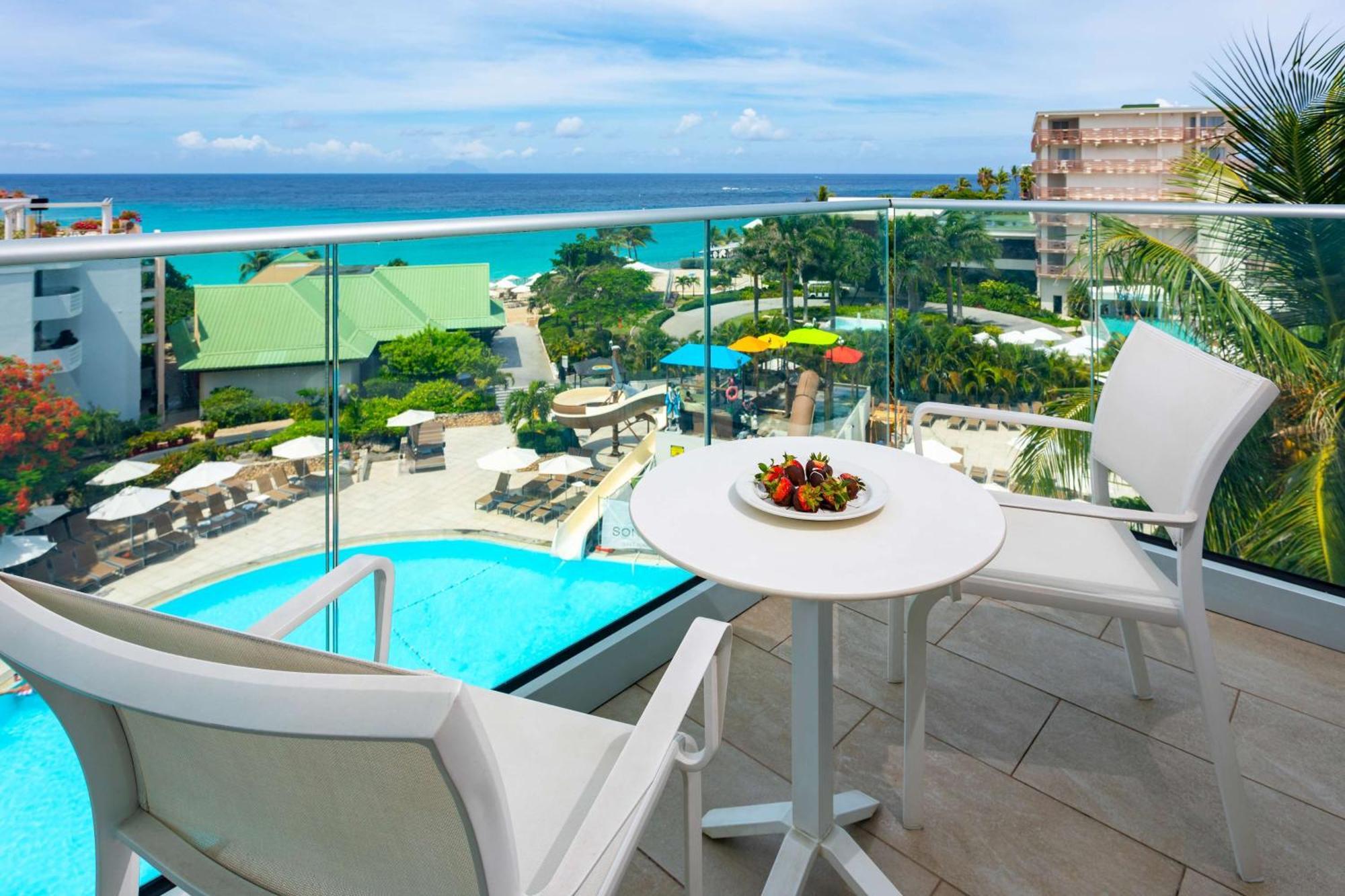 Sonesta Maho Beach All Inclusive Resort Casino & Spa Exterior photo
