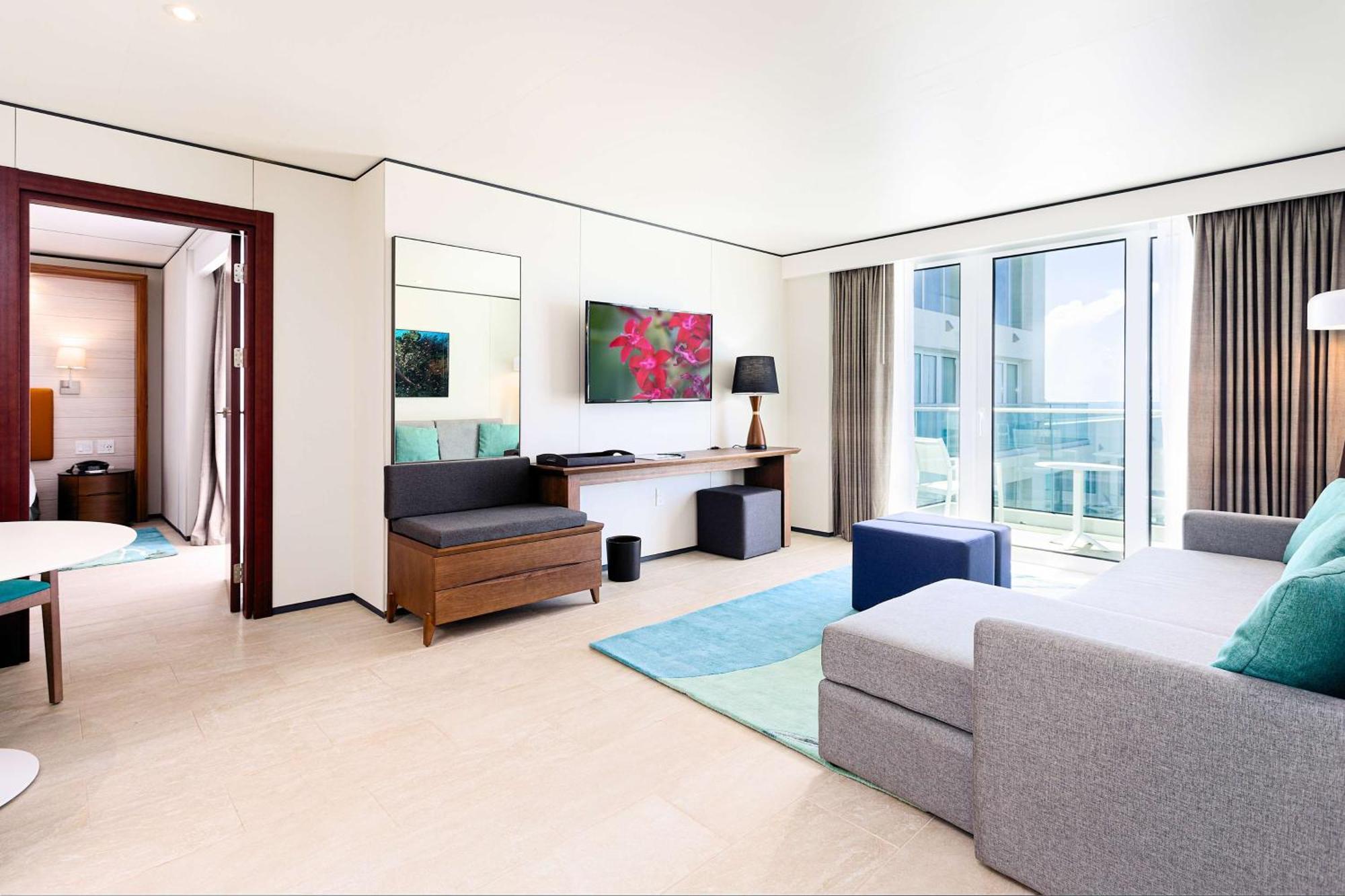 Sonesta Maho Beach All Inclusive Resort Casino & Spa Exterior photo